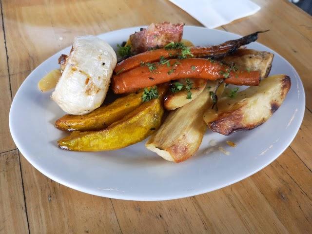 Alexis Bistro & Wine Bar